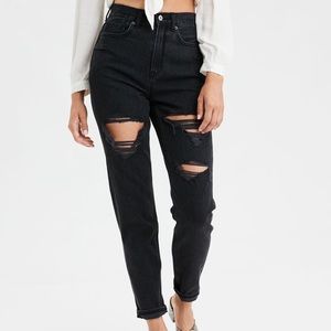 NWT american eagle mom jeans